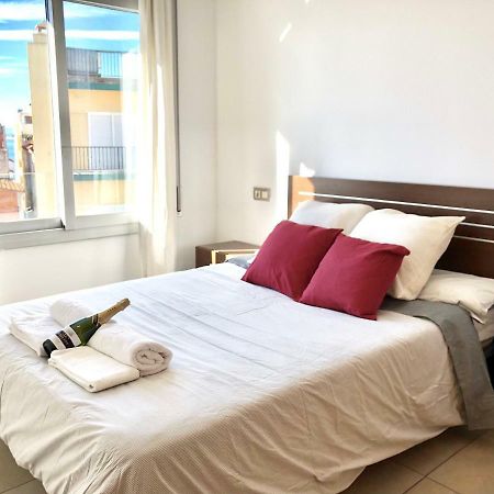Apartament Familiar Av. Tarragona روساس المظهر الخارجي الصورة