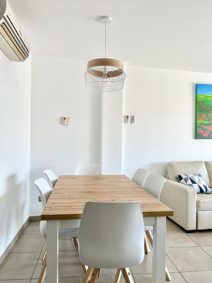 Apartament Familiar Av. Tarragona روساس المظهر الخارجي الصورة
